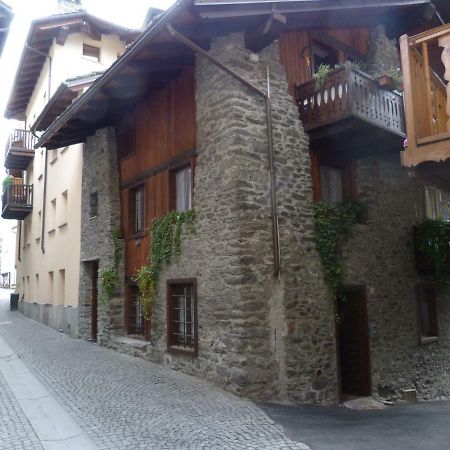 Casa Vacanza In Centro A Ла-Саль Экстерьер фото