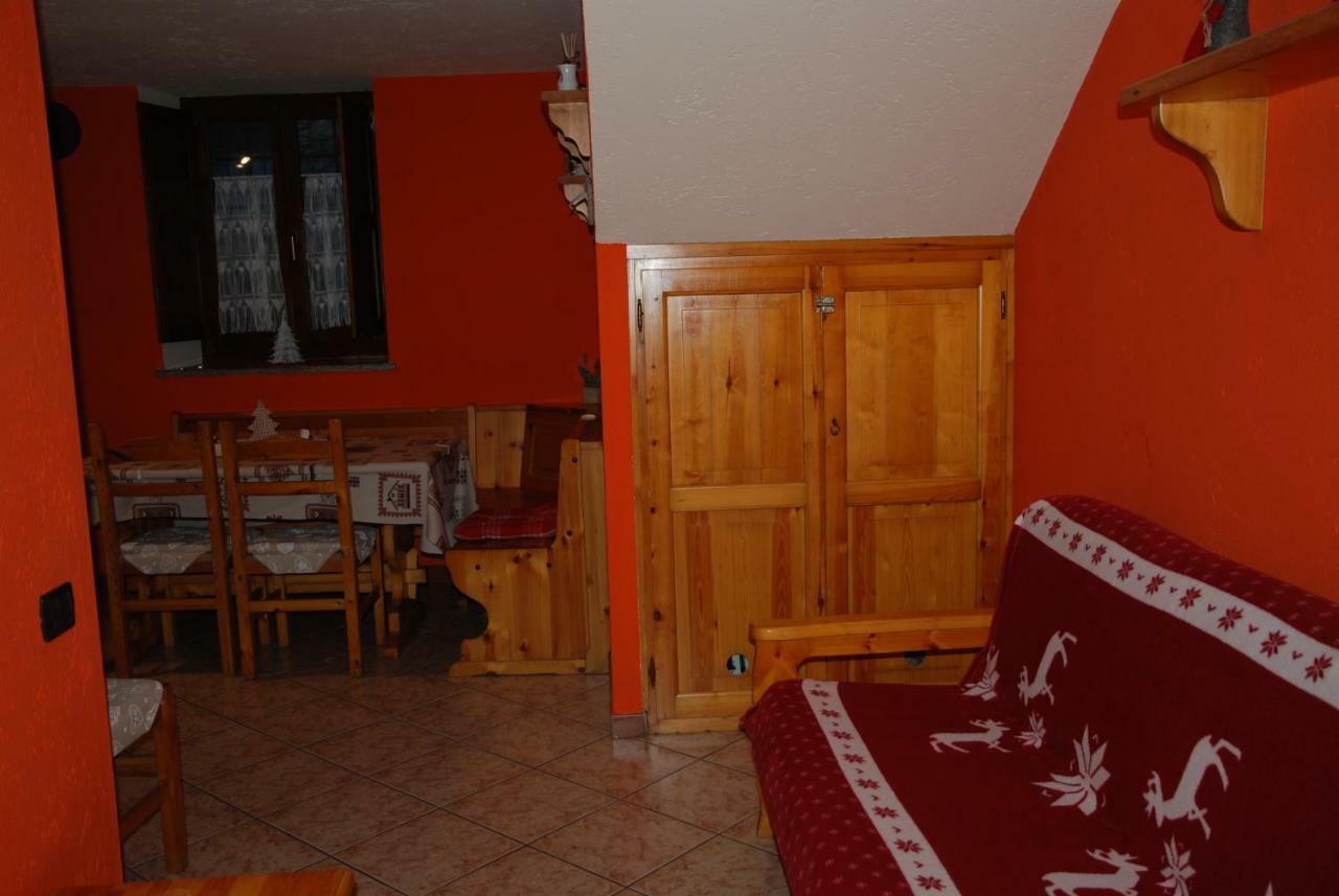Casa Vacanza In Centro A Ла-Саль Экстерьер фото
